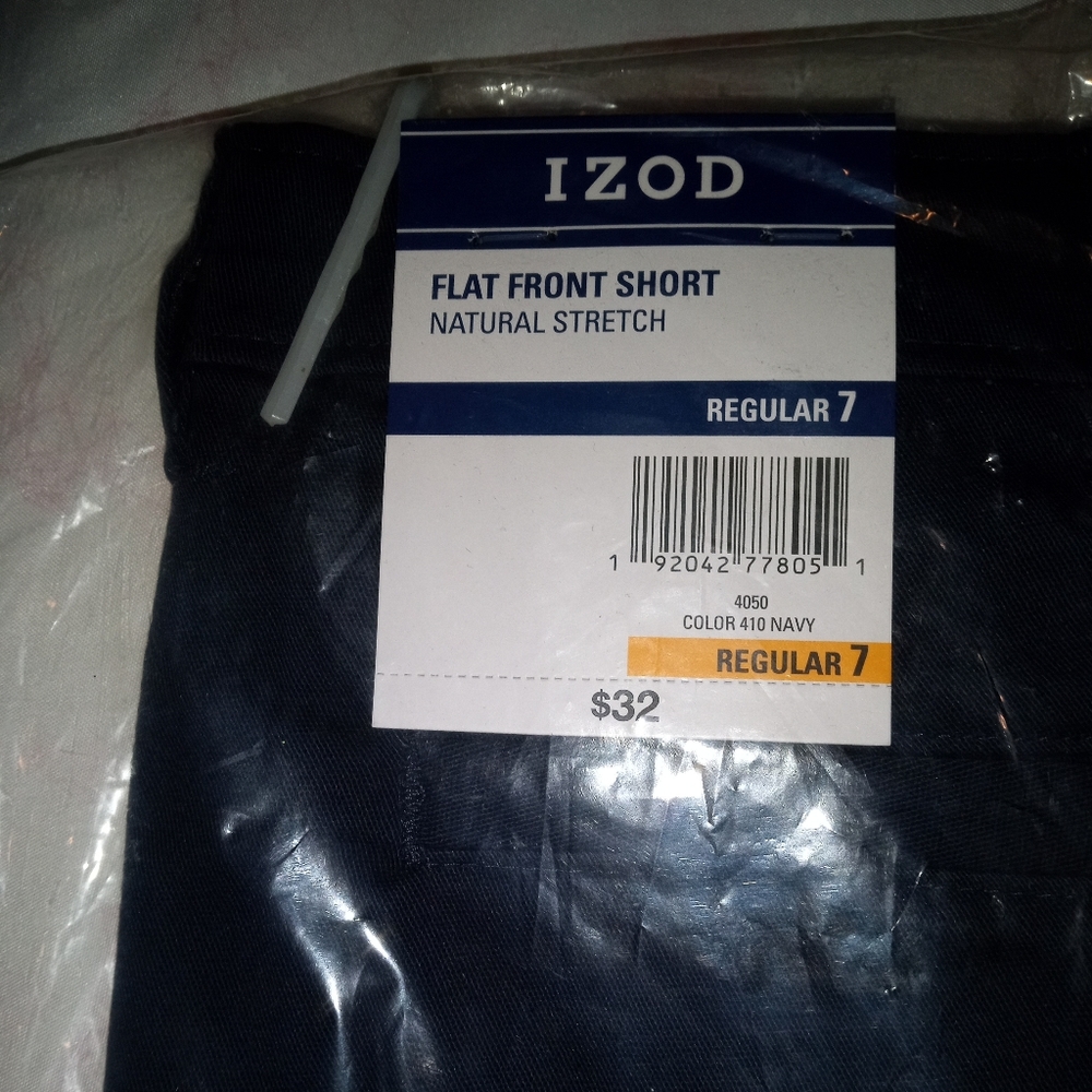 Izod unisex front short size 7